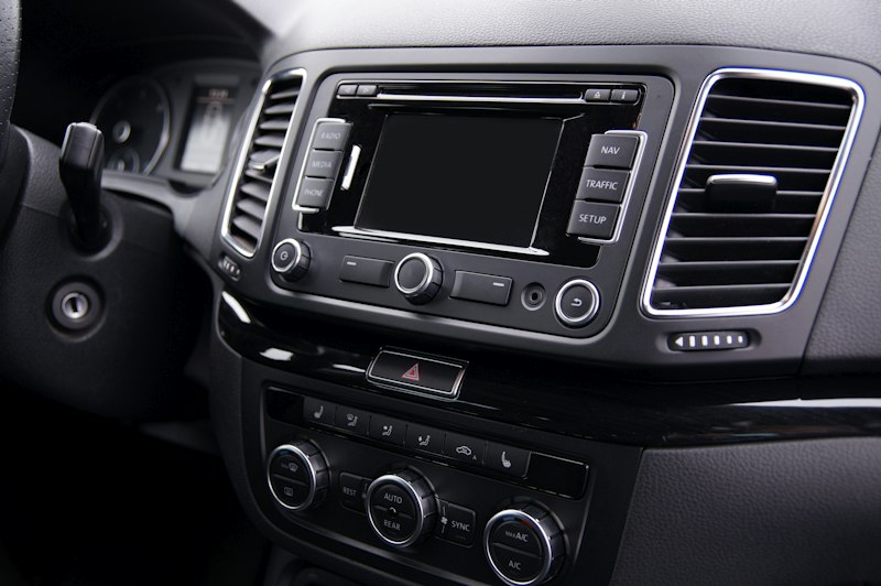 Black and silver car stereo